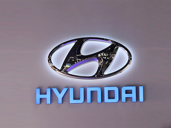 Hyundai Automotive Dealership Signage